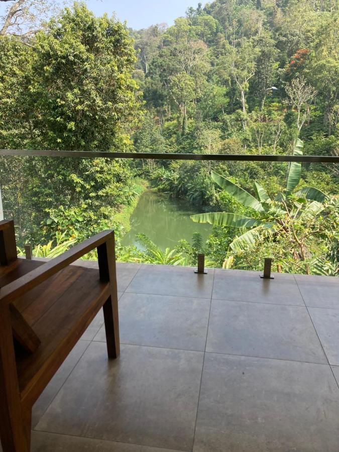 Spice Forest Plantation Homestay, Thekkady Vandiperiyār Екстериор снимка
